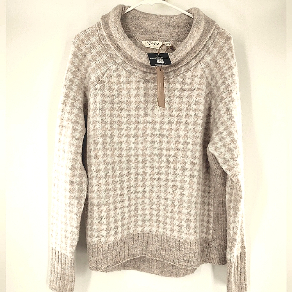 RD Style Women's Beige Ivory Pullover Size XL, NWT